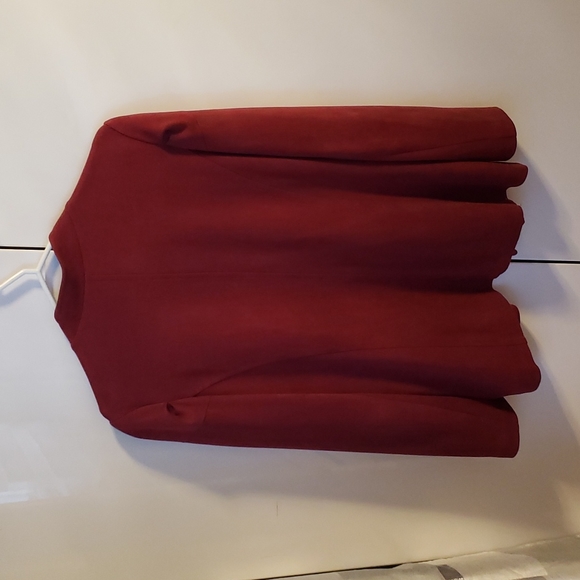 Blazer - Picture 3 of 4